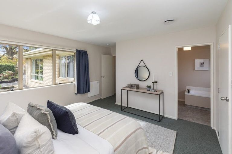 Photo of property in 12 Marble Wood Drive, Papanui, Christchurch, 8053
