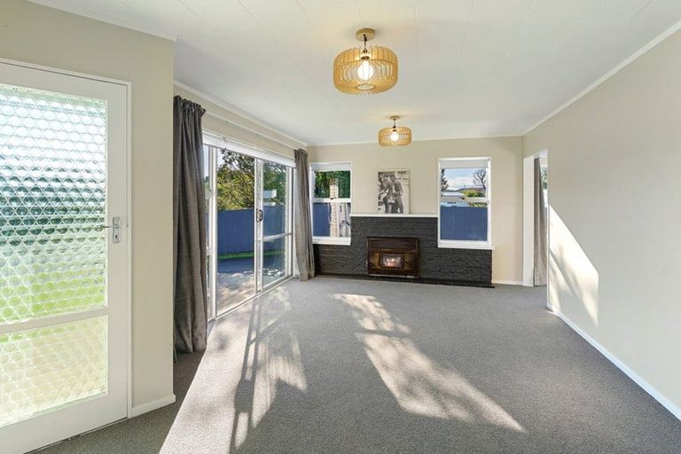 Photo of property in 26 Mountainview Terrace, Otaki Beach, Otaki, 5512