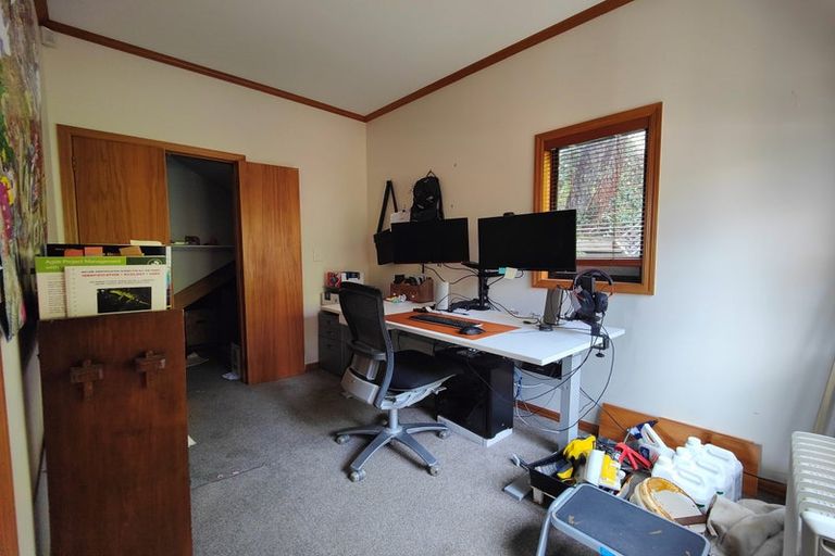 Photo of property in 32 Wrights Hill Road, Karori, Wellington, 6012