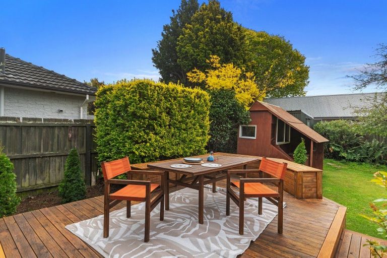 Photo of property in 12 Saint Ives Street, Harewood, Christchurch, 8051