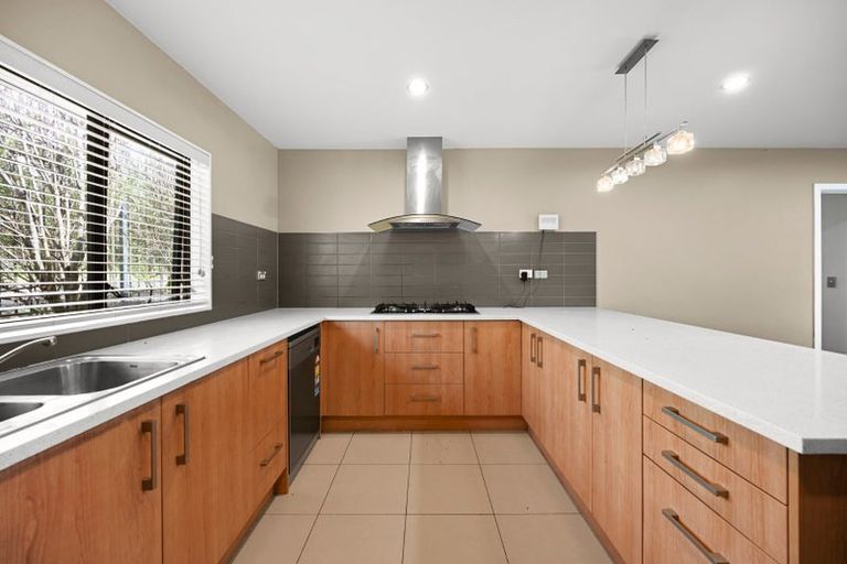 Photo of property in 12 Te Ironui Place, Huntington, Hamilton, 3210