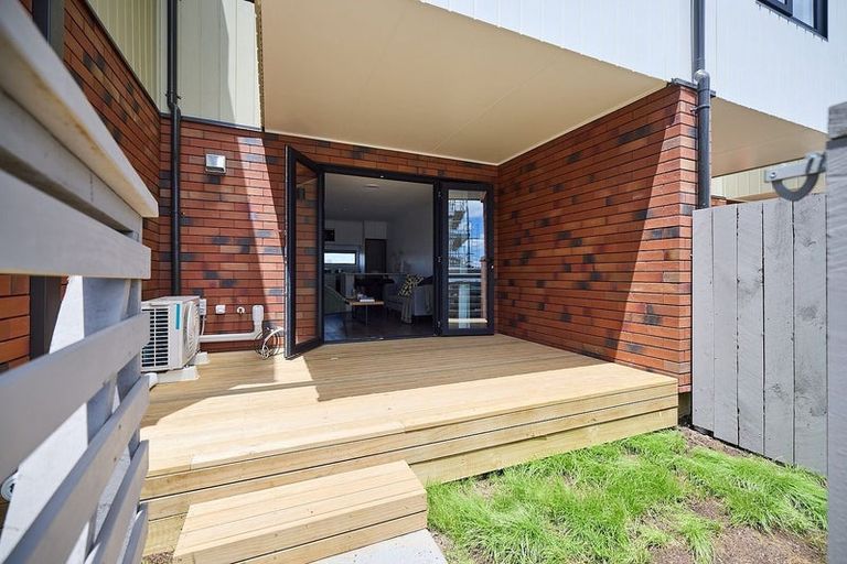 Photo of property in 37 Walmsley Road, Mangere, Auckland, 2022