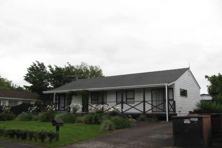 Photo of property in 5 Sharivari Place, Conifer Grove, Takanini, 2112