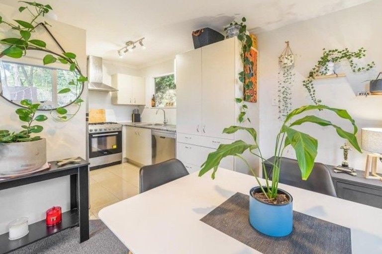 Photo of property in 4 John Street, Petone, Lower Hutt, 5012