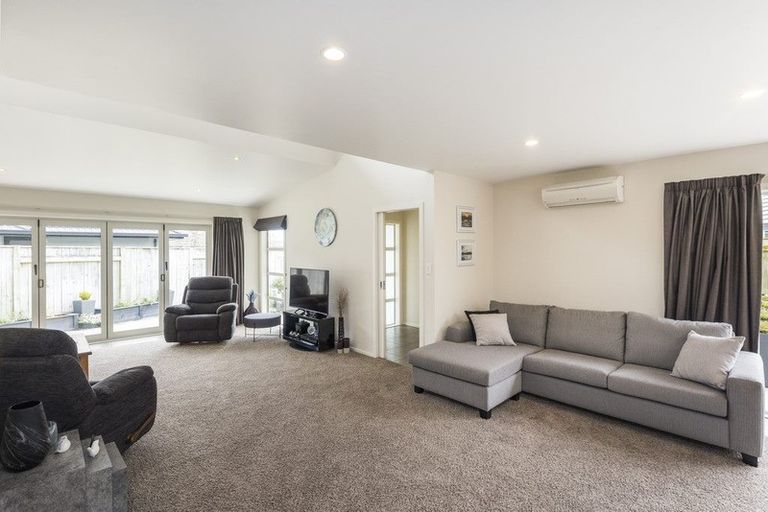 Photo of property in 68 James Line, Kelvin Grove, Palmerston North, 4414