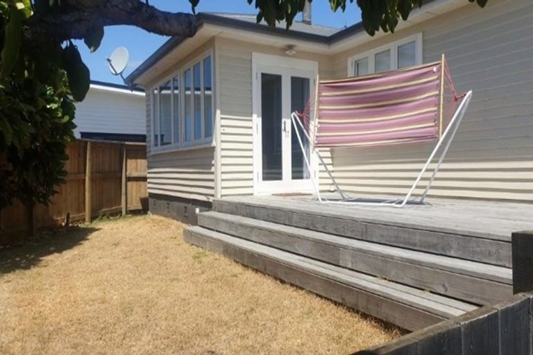 Photo of property in 1018a Papamoa Beach Road, Papamoa Beach, Papamoa, 3118