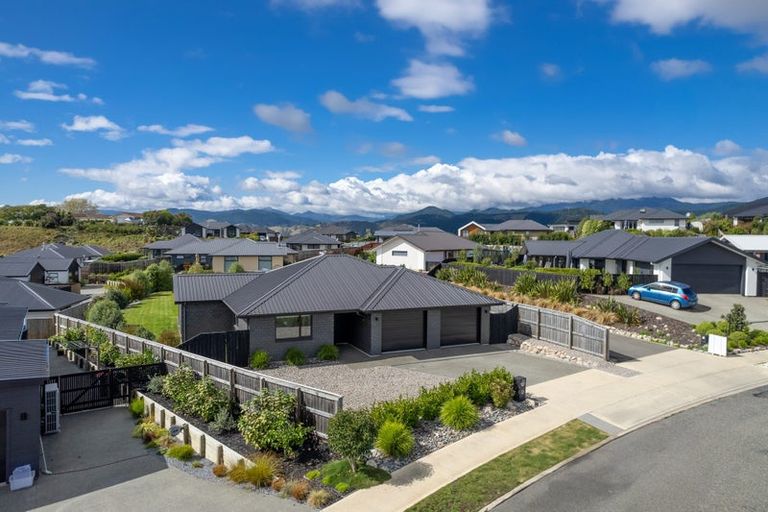 Photo of property in 66 Katania Heights, Brightwater, 7022
