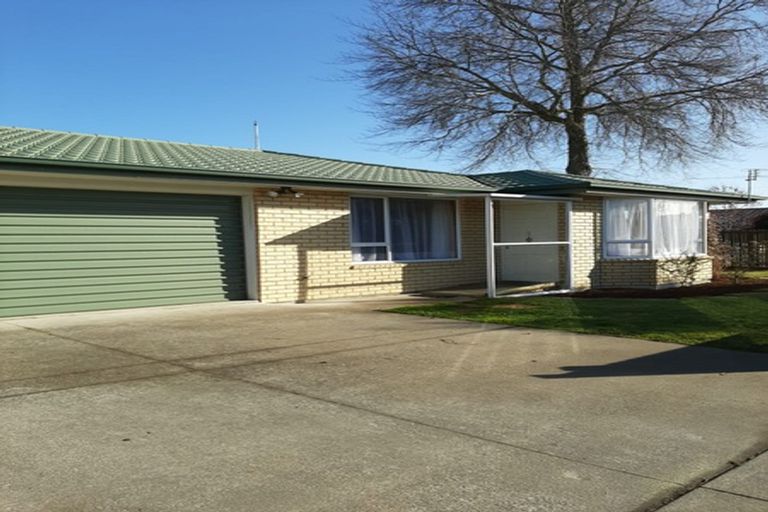 Photo of property in 65 Merrin Street, Avonhead, Christchurch, 8042