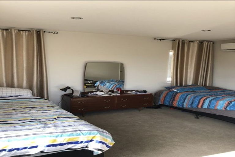 Photo of property in 41 Nimstedt Avenue, Oteha, Auckland, 0632