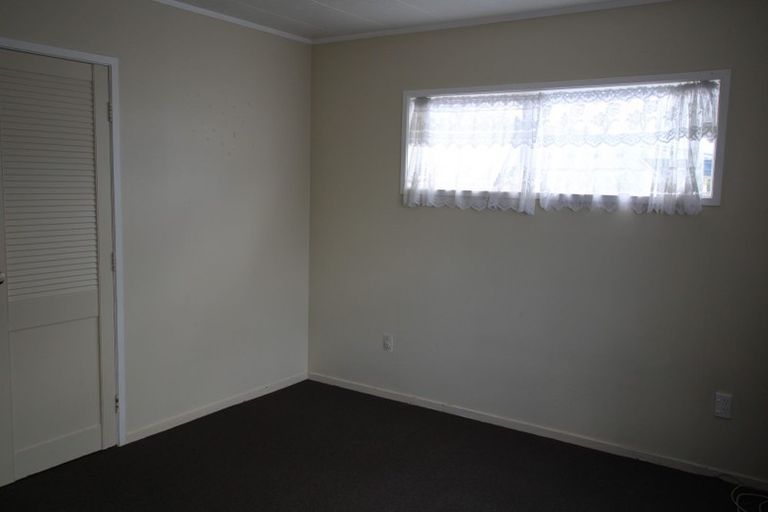 Photo of property in 61 Alabaster Drive, Papatoetoe, Auckland, 2025