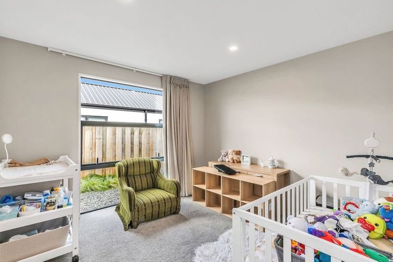 Photo of property in 9 Coney Place, Rolleston, 7614