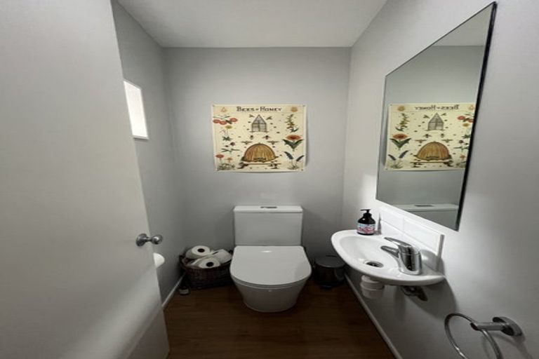 Photo of property in Sirocco Apartments, 809/8u Church Street, Wellington Central, Wellington, 6011