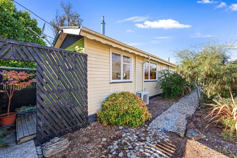 Photo of property in 96 Cheviot Street, Roxburgh, 9500