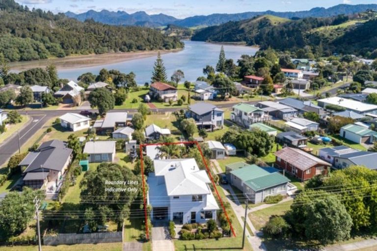 Photo of property in 423 Otahu Road, Whangamata, 3620