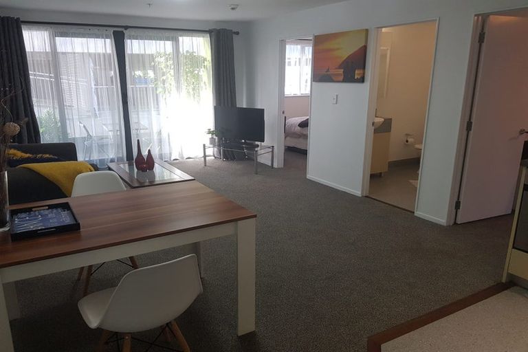 Photo of property in Dual Apartments, 203/142u Vivian Street, Te Aro, Wellington, 6011
