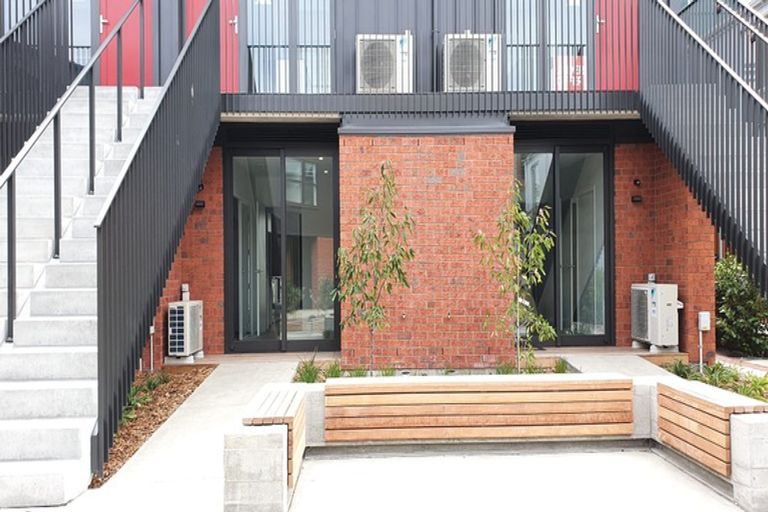 Photo of property in 5/235 Madras Street, Christchurch Central, Christchurch, 8011