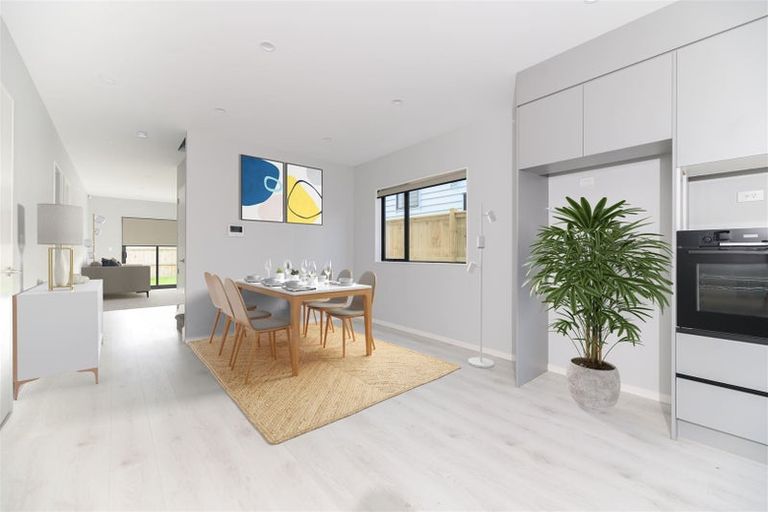 Photo of property in 33 Pilot Drive, Hobsonville, Auckland, 0616