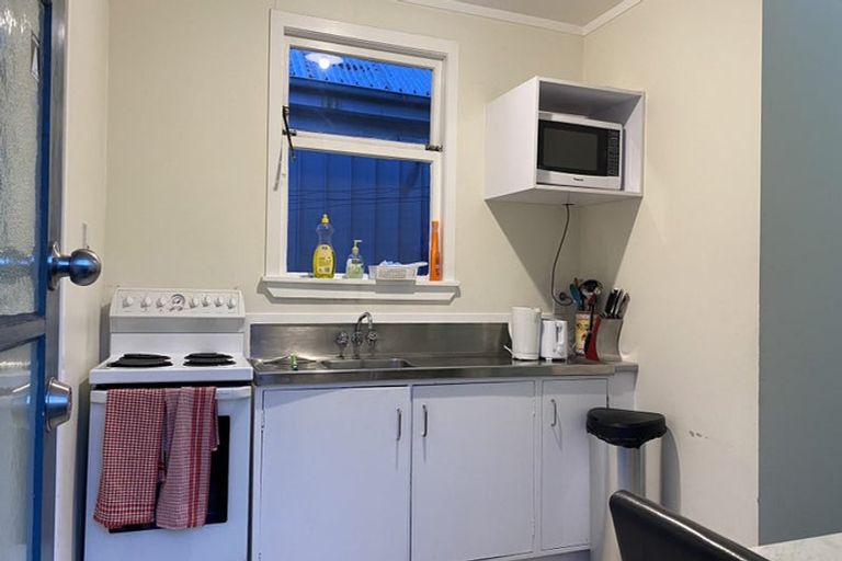 Photo of property in 2 West Terrace, Picton, 7220