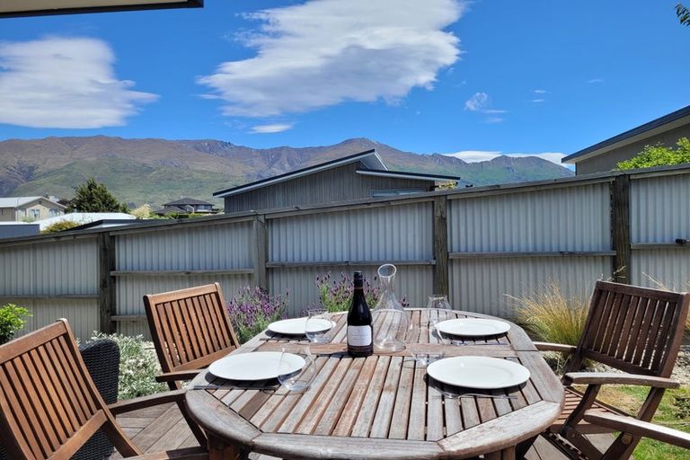 Photo of property in 11 Mcleod Avenue, Wanaka, 9305