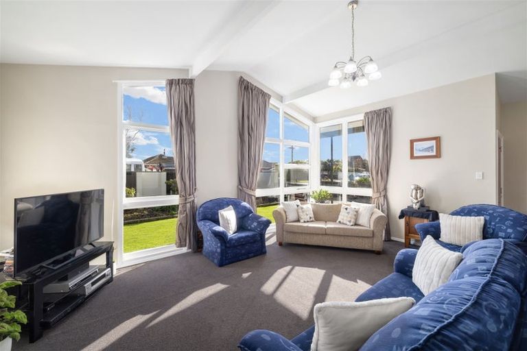 Photo of property in 114 Highsted Road, Casebrook, Christchurch, 8051