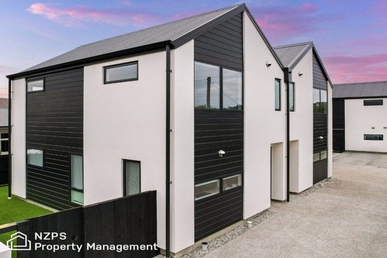 Photo of property in 67e Royal Crescent, Saint Kilda, Dunedin, 9012