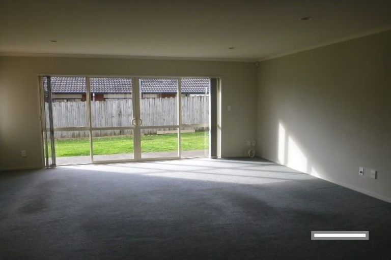 Photo of property in 52 Milson Drive, Papakura, 2110