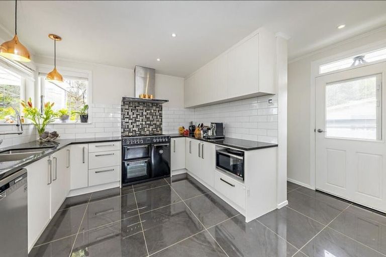 Photo of property in 3 Gifford Road, Papatoetoe, Auckland, 2025