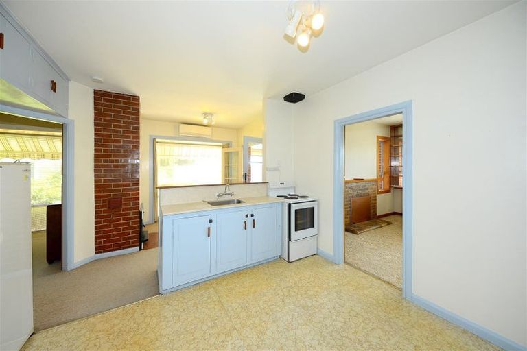 Photo of property in 22 Shands Road, Hornby, Christchurch, 8042