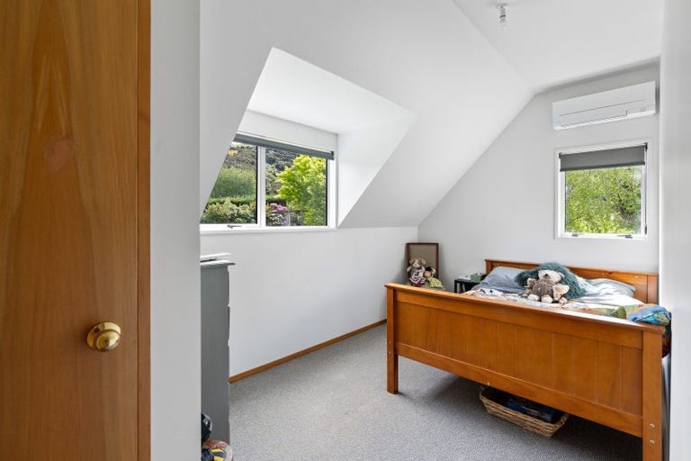 Photo of property in 292 Waipori Falls Road, Berwick, Outram, 9073