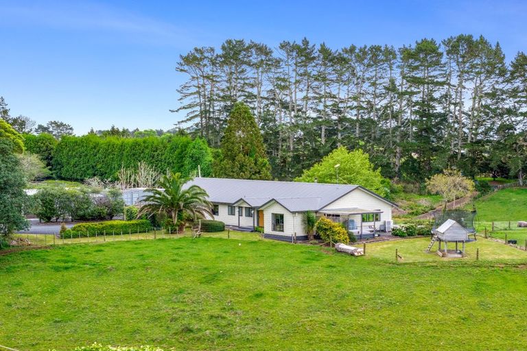 Photo of property in 90 Fahey Road, Bombay, 2675