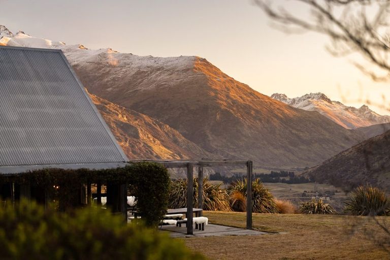 Photo of property in 307 Crown Range Road, Arrow Junction, Queenstown, 9371