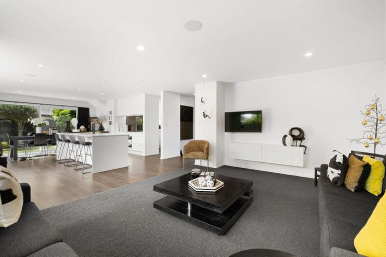 Photo of property in 5a Staveley Street, Avonhead, Christchurch, 8042