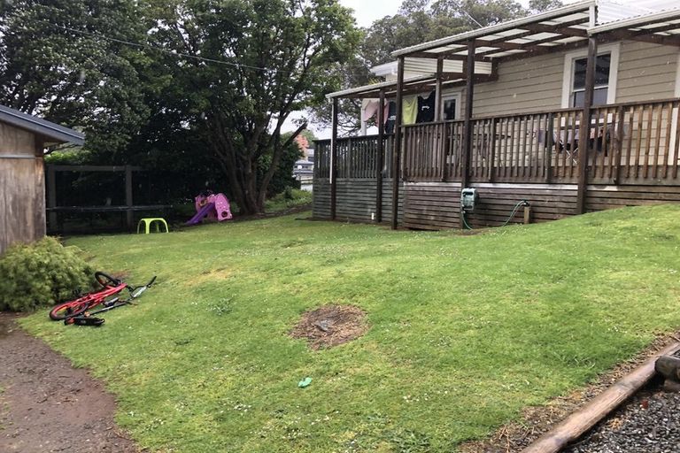 Photo of property in 12 Meldrum Street, Te Kamo, Whangarei, 0112