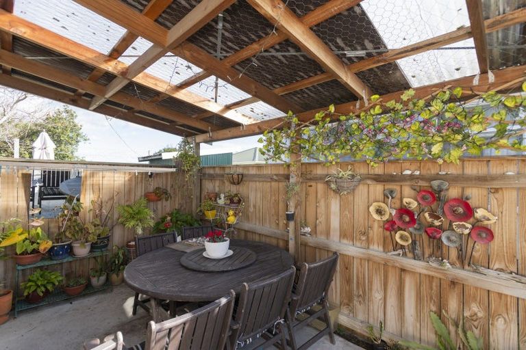 Photo of property in 274 Lytton Road, Elgin, Gisborne, 4010