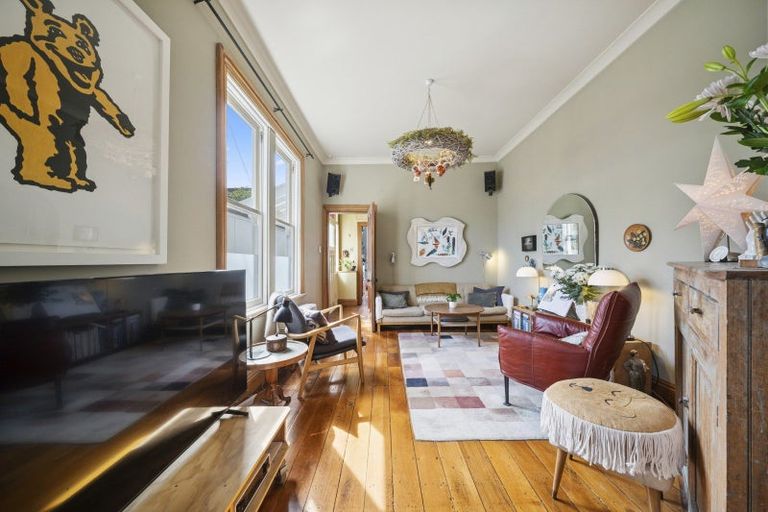 Photo of property in 160a Tasman Street, Mount Cook, Wellington, 6021