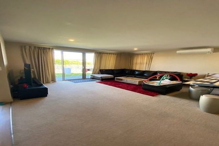 Photo of property in 13 Cassino Street, Rangiora, 7400
