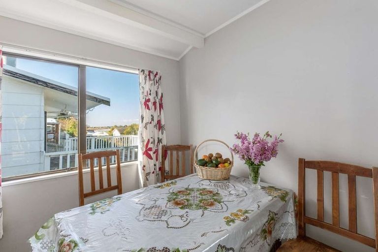 Photo of property in 1/35 Templeton Place, Clendon Park, Auckland, 2103