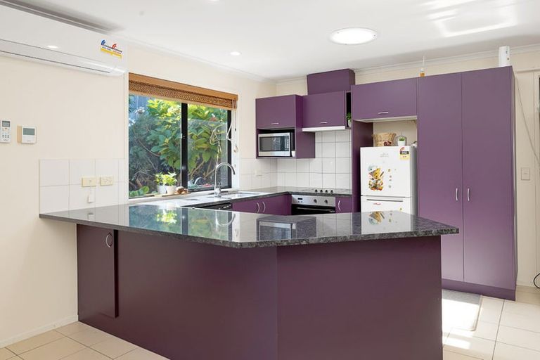 Photo of property in 42 San Marino Drive West, Henderson, Auckland, 0612