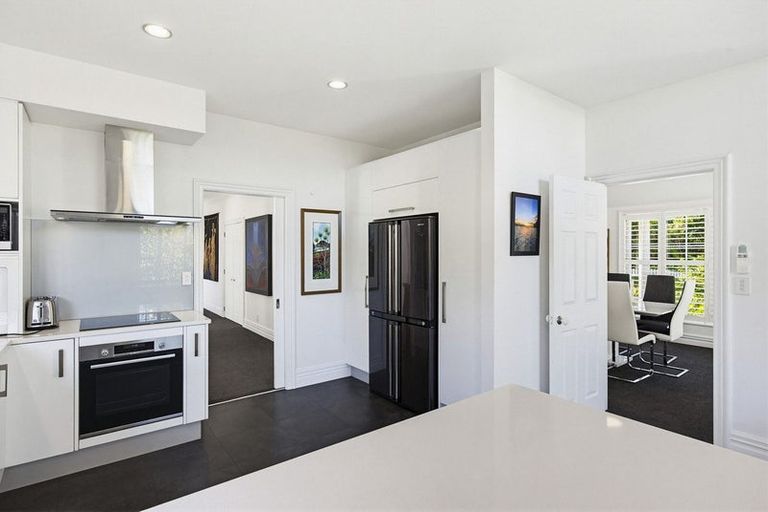 Photo of property in 1 Maple Lane, Waikanae, 5036