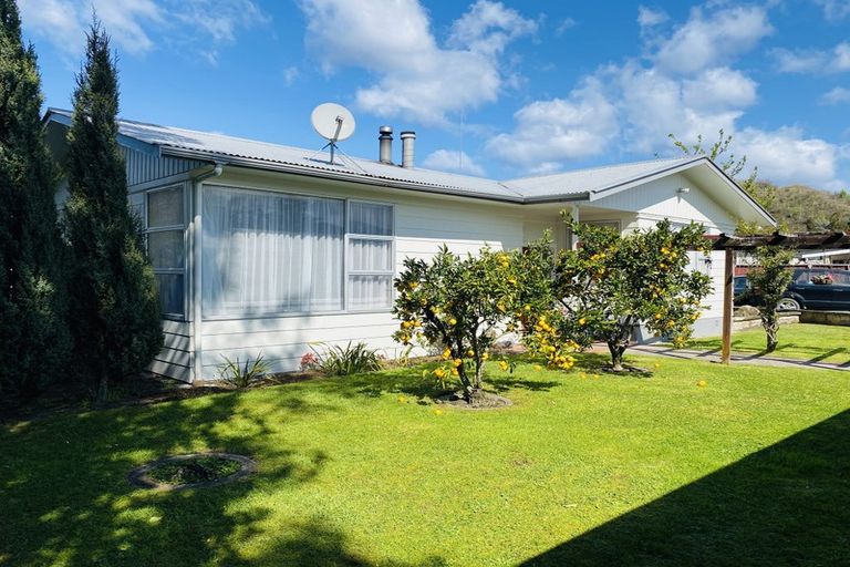 Photo of property in 19 Kirk Crescent, Kawerau, 3127