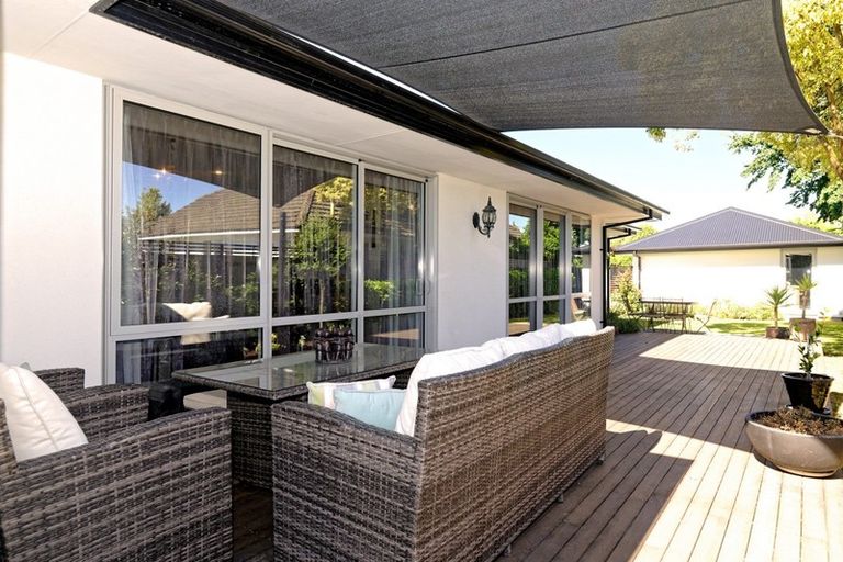 Photo of property in 18 Kenwyn Avenue, St Albans, Christchurch, 8052