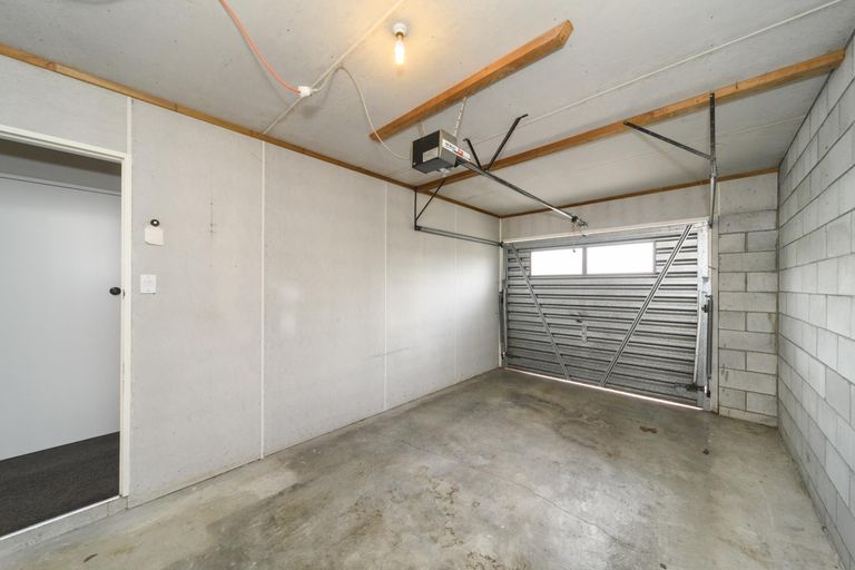 Photo of property in 82 Russell Street, Palmerston North, 4414