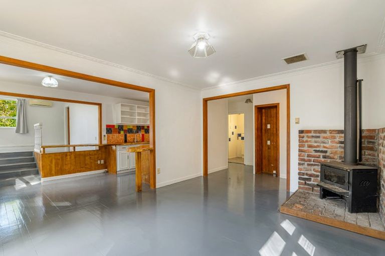 Photo of property in 23 Red Hills Road, Massey, Auckland, 0614