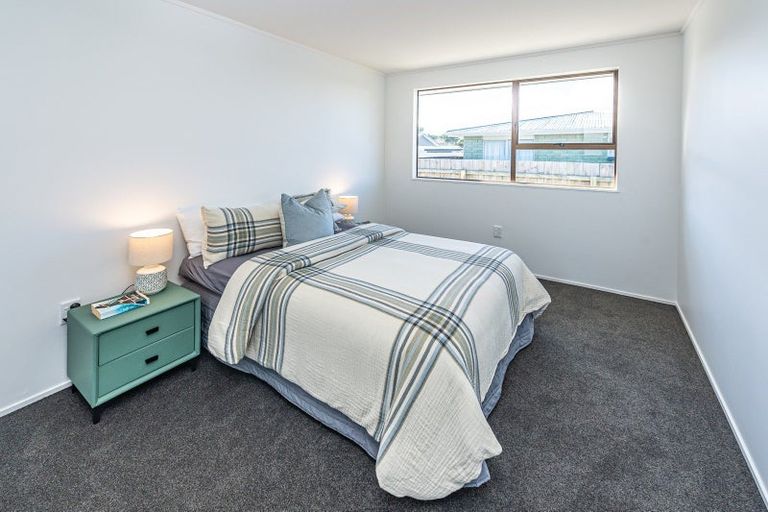 Photo of property in 4 Kupe Place, Castlecliff, Whanganui, 4501