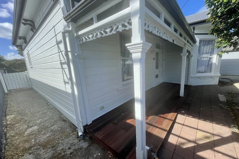 Photo of property in 28 Cuba Street, Petone, Lower Hutt, 5012