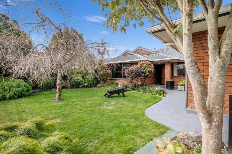 Photo of property in 27a Collingwood Street, Hokowhitu, Palmerston North, 4410