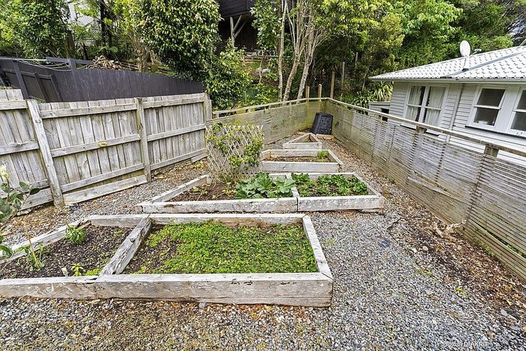 Photo of property in 44 Rangoon Street, Khandallah, Wellington, 6035