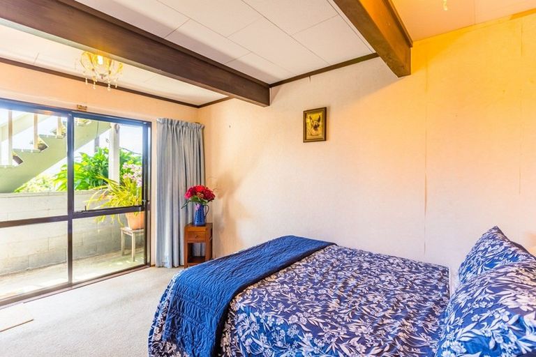 Photo of property in 33 Leeward Drive, Whitby, Porirua, 5024