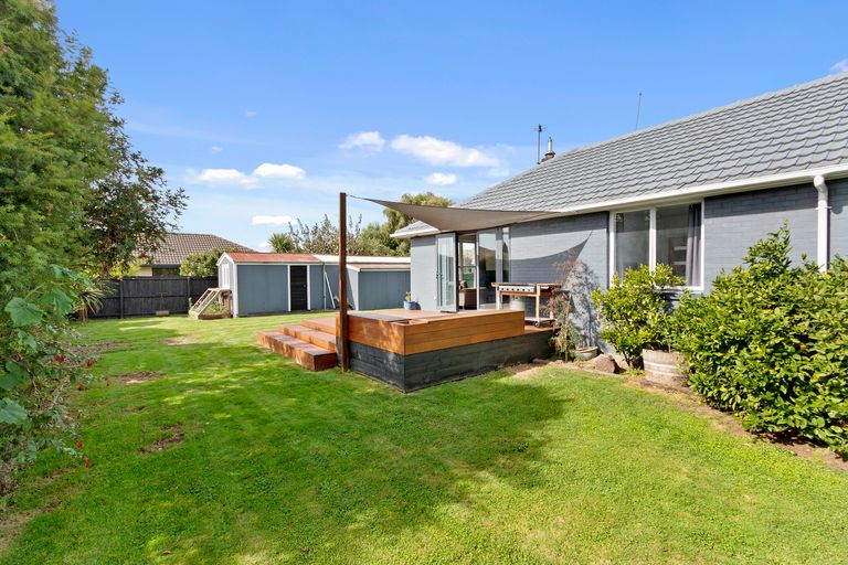 Photo of property in 9 Oakhampton Street, Hornby, Christchurch, 8042