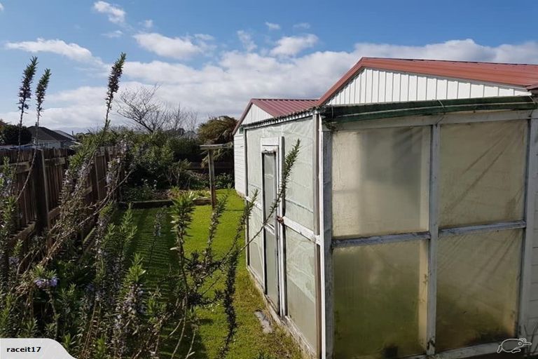 Photo of property in 139 Derby Street, Westport, 7825